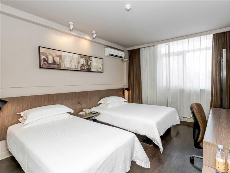 Jinjiang Inn Select Qingdao Henan Road Railway Station Luaran gambar